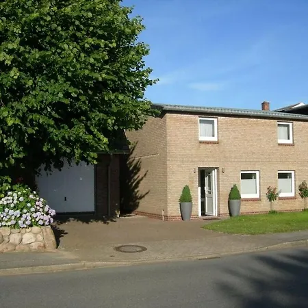 Old Carpentry Comfortable Dom wakacyjny Gelting